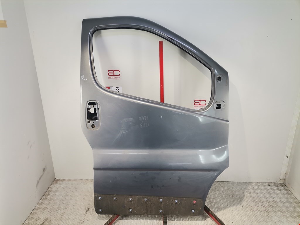 Дверь передняя правая Opel Vivaro A