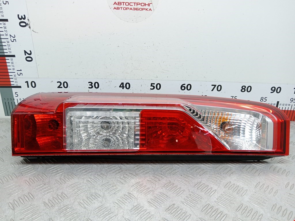 Фонарь задний левый Renault Master 3