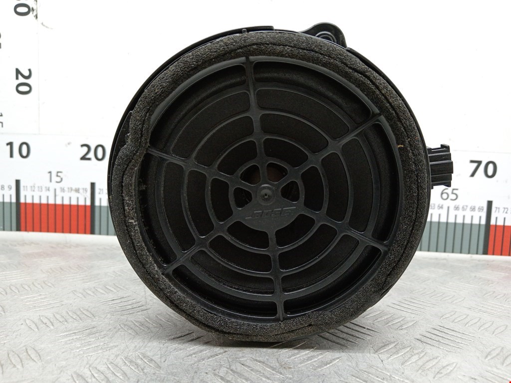 Динамик Audi A6 C6