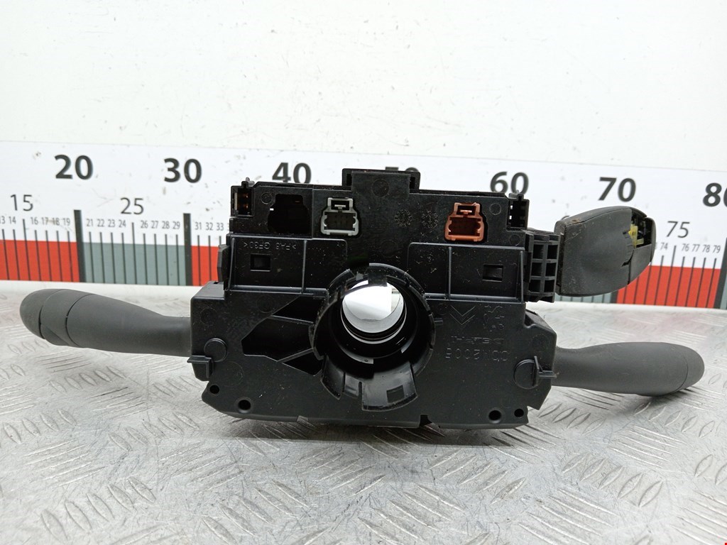 Переключатель поворотов и дворников (стрекоза) Peugeot Expert 2 (G9)