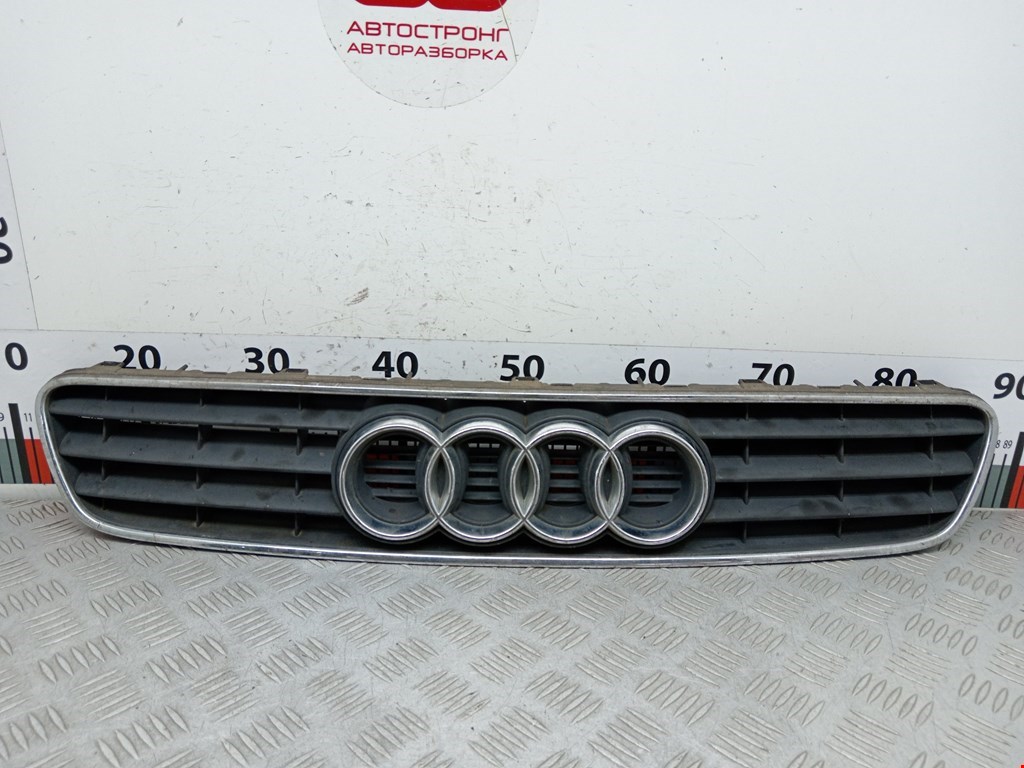 Решетка радиатора Audi A3 8L