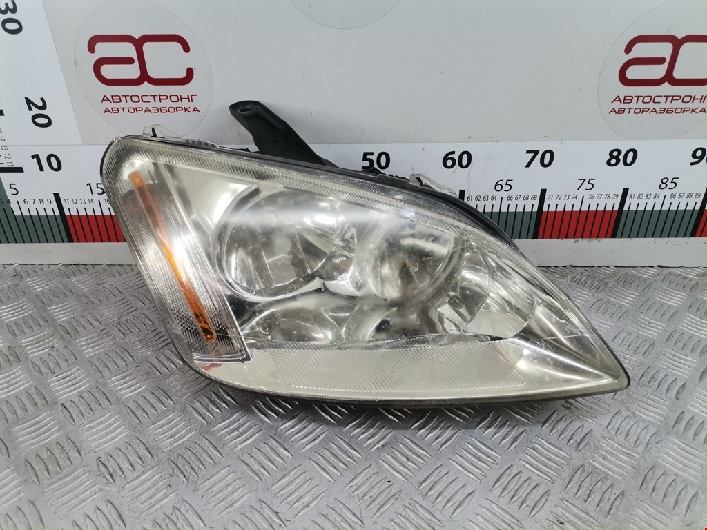 Фара правая Ford C-MAX 1