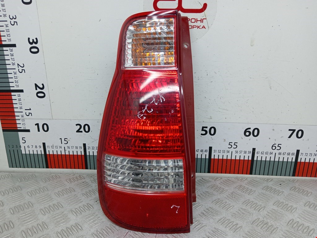 Фонарь задний левый Hyundai Matrix