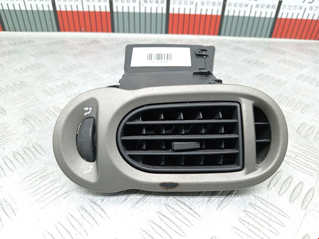 Дефлектор обдува салона Renault Modus