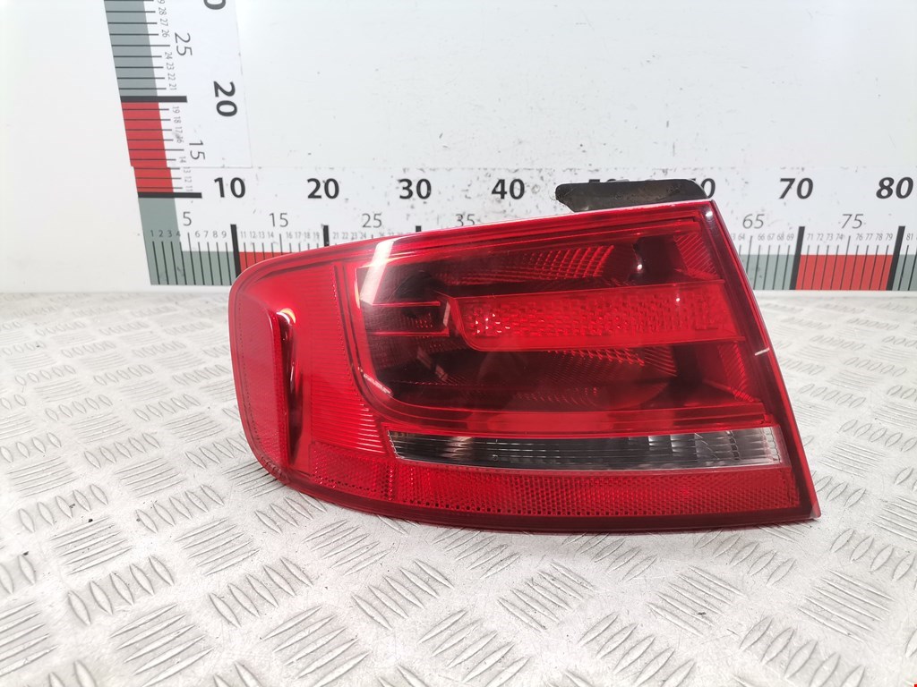 Фонарь задний левый Audi A4 B8