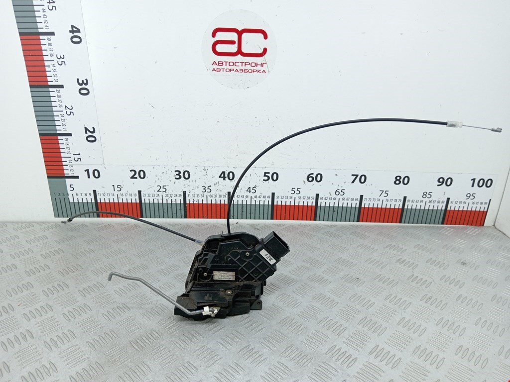 Замок двери задней правой Mazda 3 BK