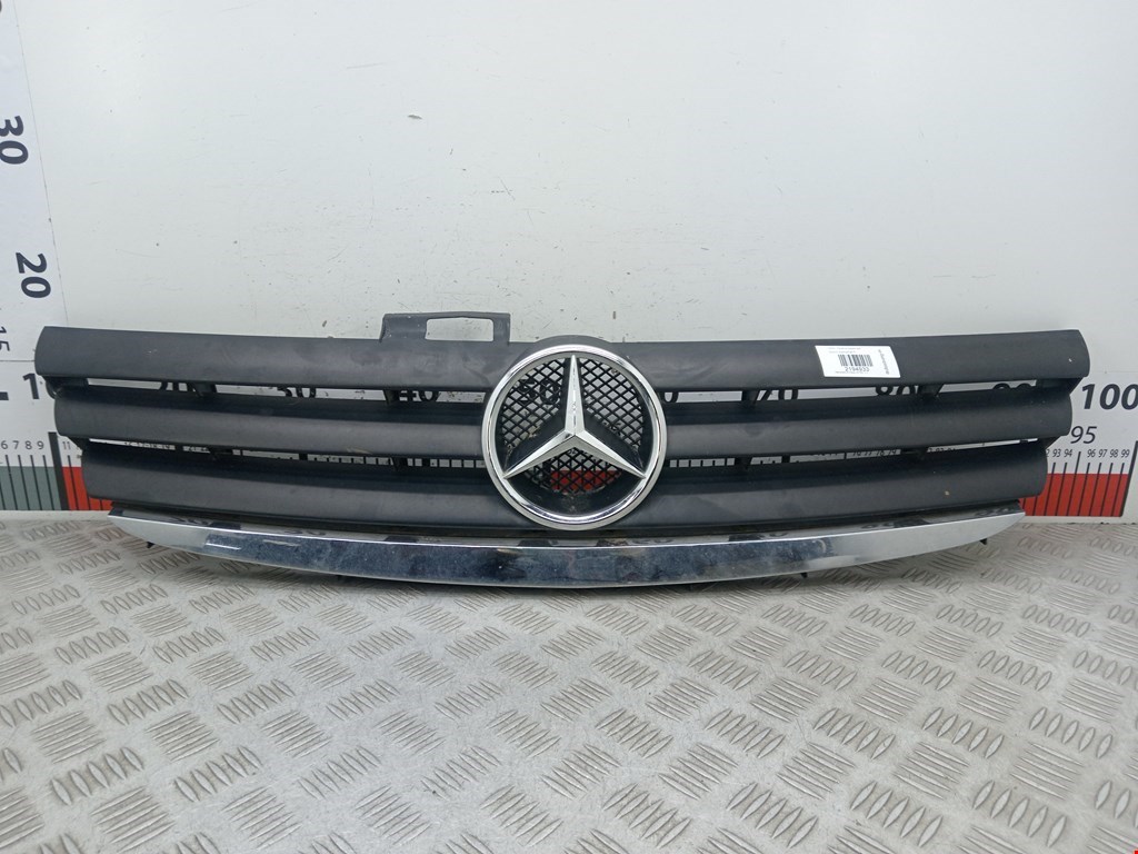 Решетка радиатора Mercedes A-Class (W169)