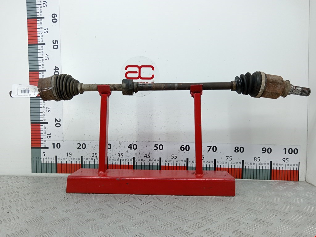 Полуось передняя правая (приводной вал шрус) Mitsubishi Colt 6