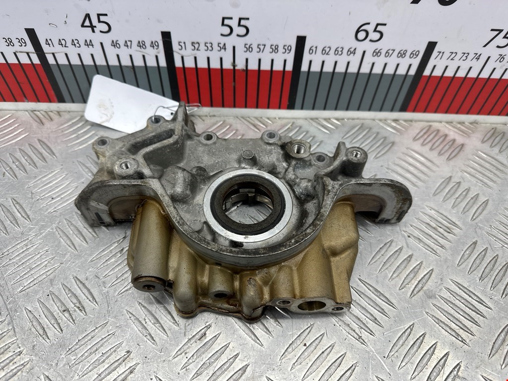 Насос масляный Ford Focus 1