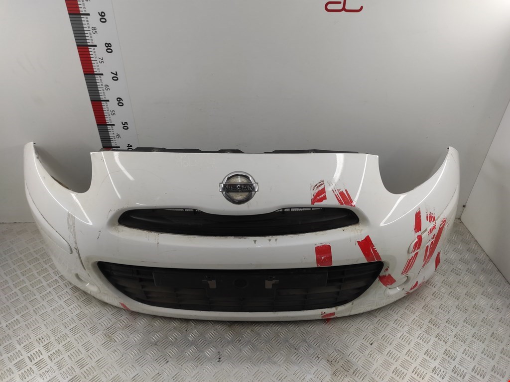 Бампер передний Nissan Micra K13