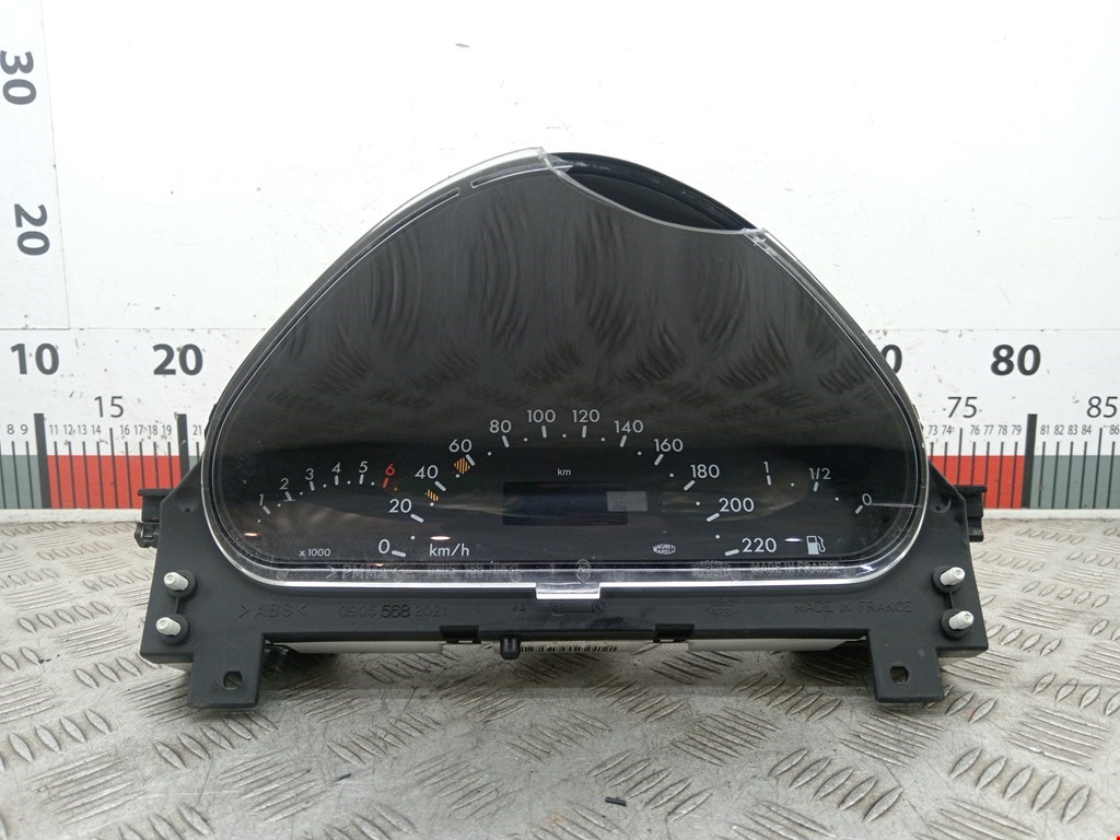 Панель приборная (щиток приборов) Mercedes A-Class (W168)