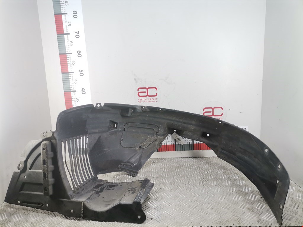 Подкрылок (защита крыла) передний левый Mitsubishi Colt 6