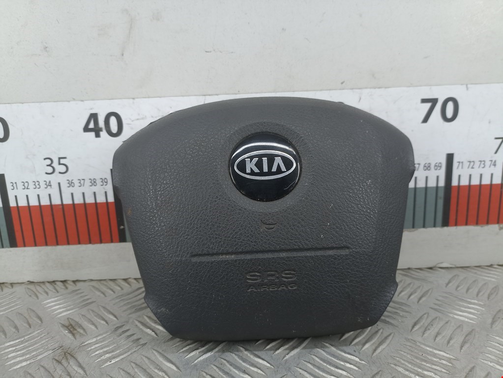 Подушка безопасности в рулевое колесо Kia Carens 1 (RS)