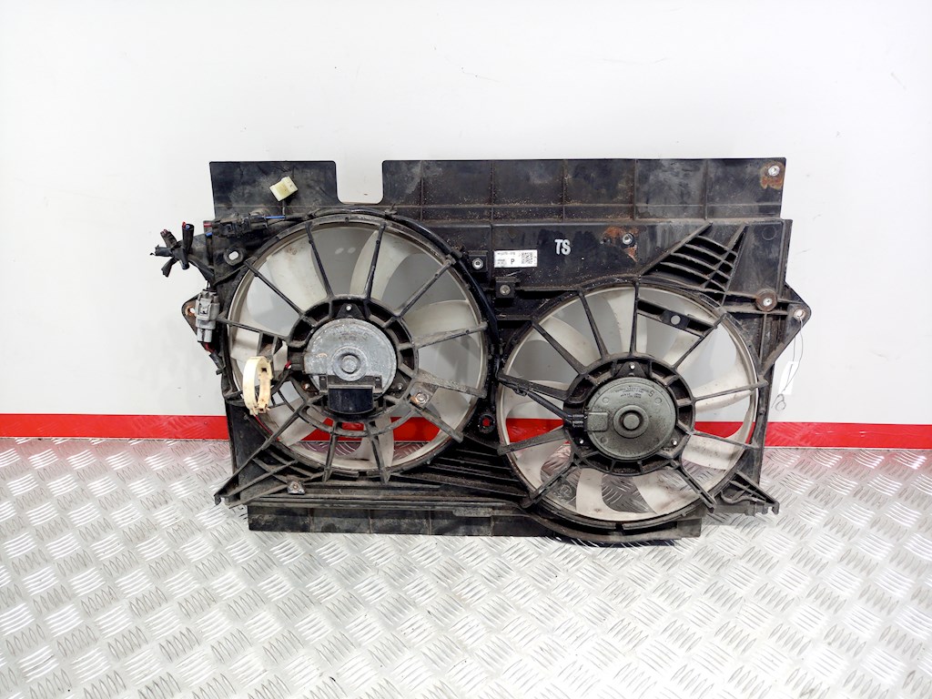 Вентилятор радиатора основного Toyota Avensis 3 (T270) купить в Беларуси
