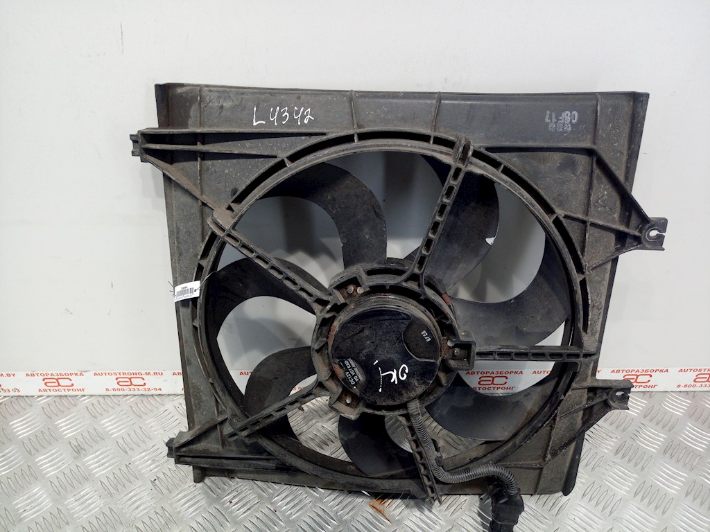 Вентилятор радиатора основного Kia Carnival (Sedona) 2