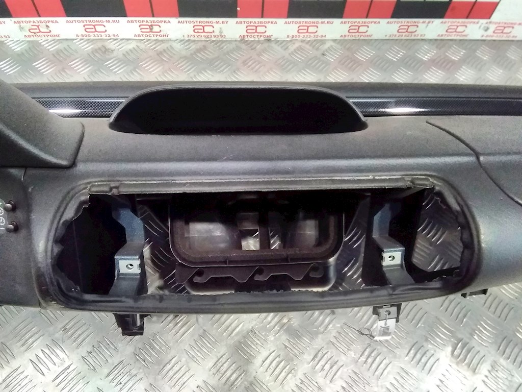Торпедо (панель передняя) Mercedes Vaneo купить в Беларуси