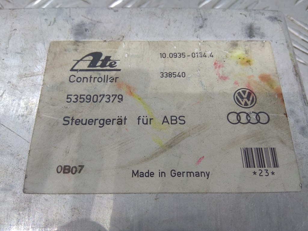 Блок управления ABS Volkswagen Golf 2 купить в России