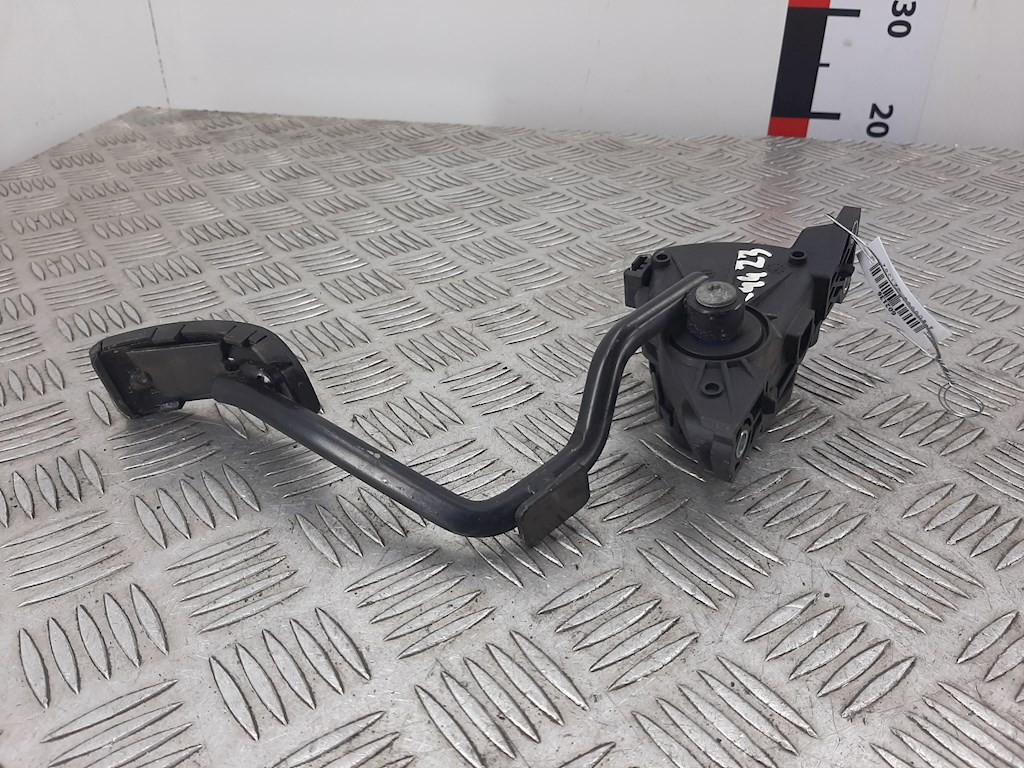 Педаль газа Audi A8 D3 купить в Беларуси