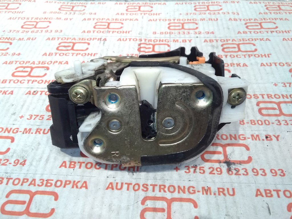 Замок двери задней правой Mitsubishi Grandis