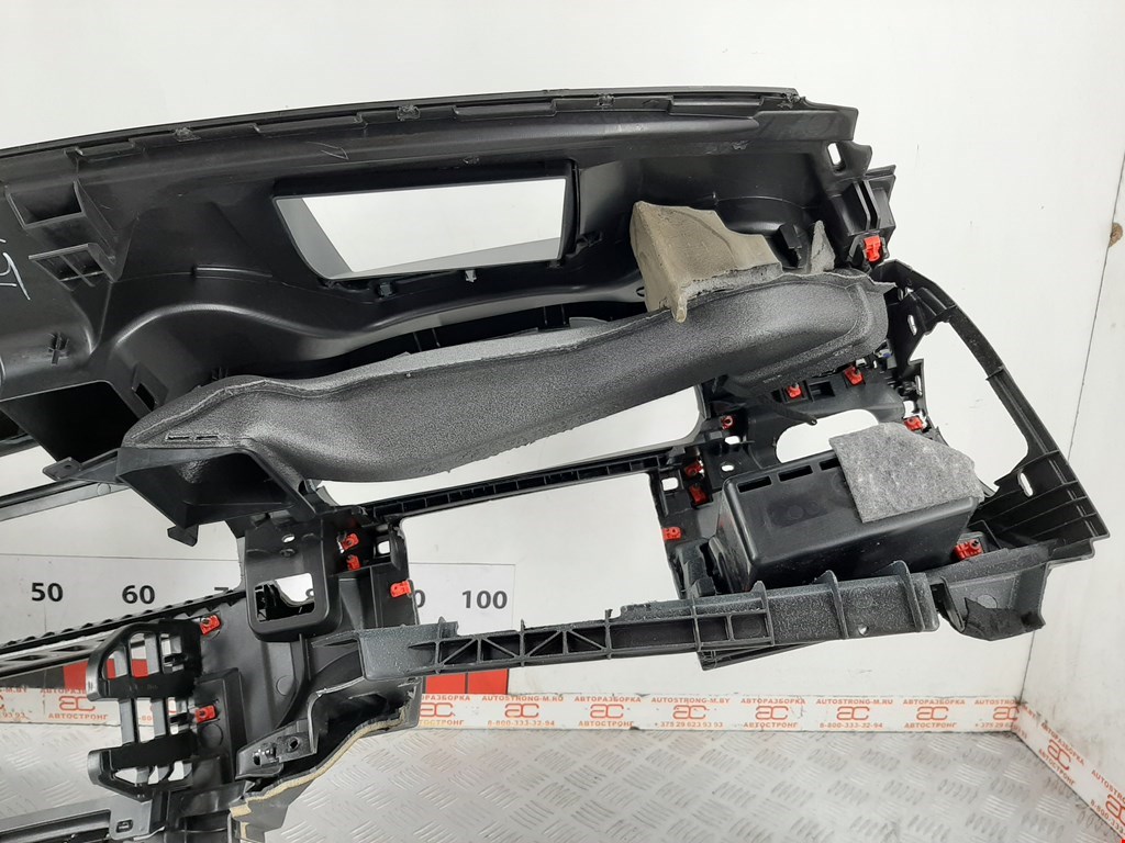 Торпедо (панель передняя) BMW 7-Series (F01/F02) купить в Беларуси
