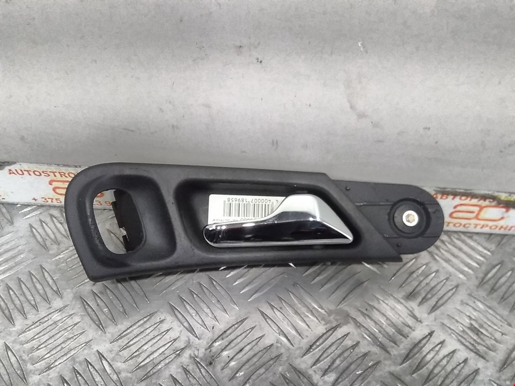 Ручка двери внутренняя задняя правая Mercedes C-Class (W203)