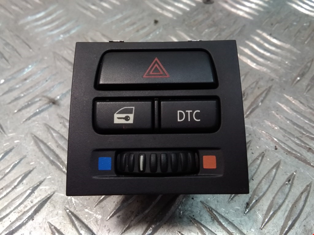 Кнопка аварийной сигнализации BMW 3-Series (E90/E91/E92/E93) купить в Беларуси