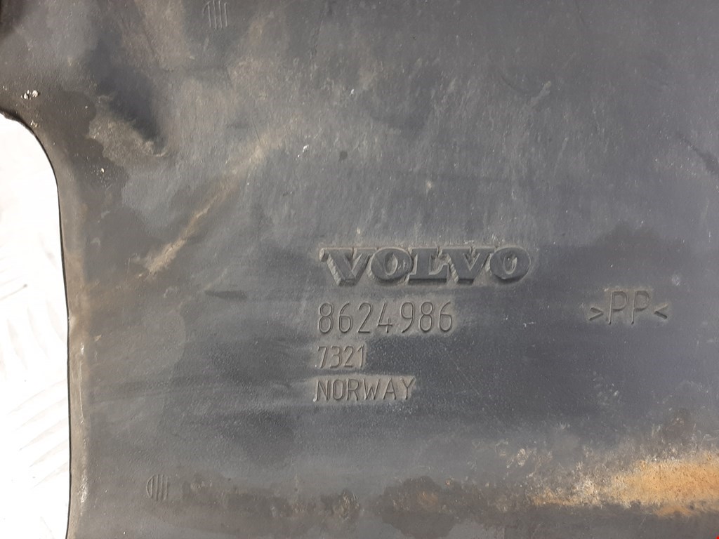 Воздухозаборник (наружный) Volvo XC90 1 купить в Беларуси