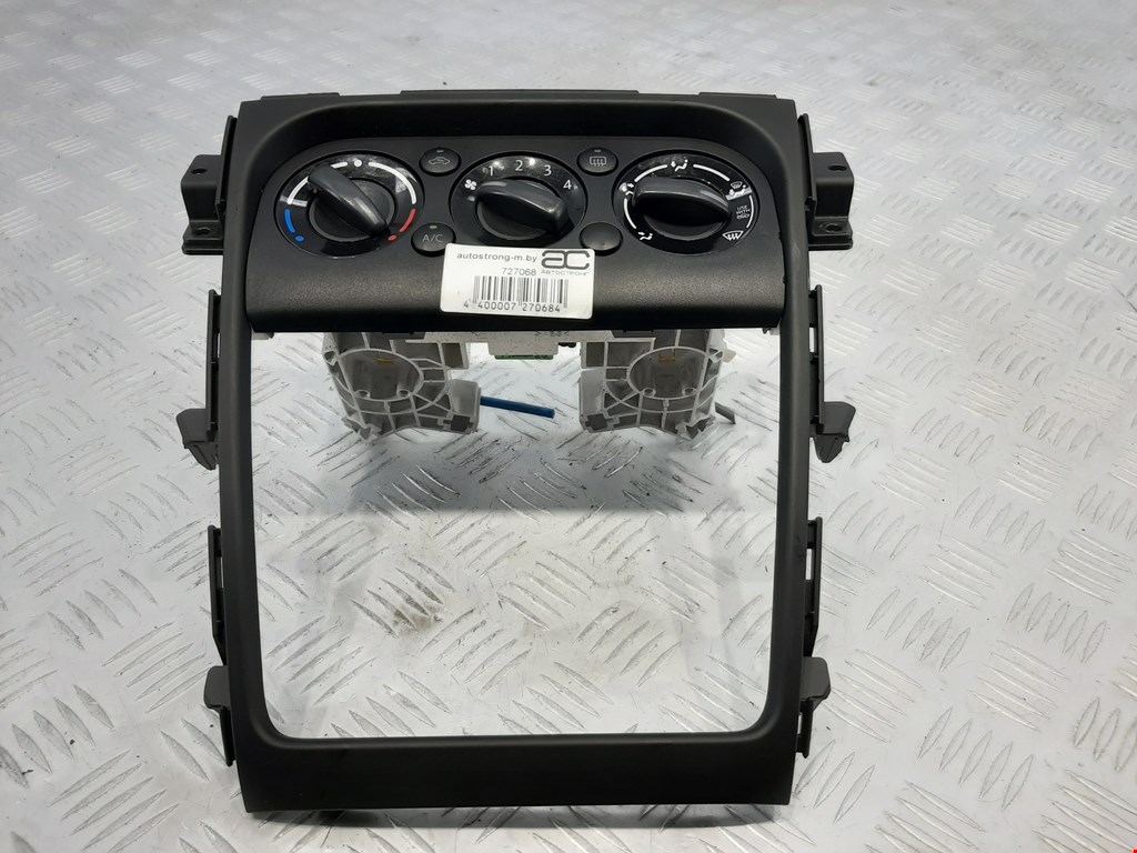 Переключатель отопителя (печки) Suzuki SX4 1
