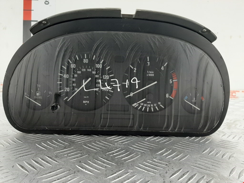 Панель приборная (щиток приборов) BMW 5-Series (E39)
