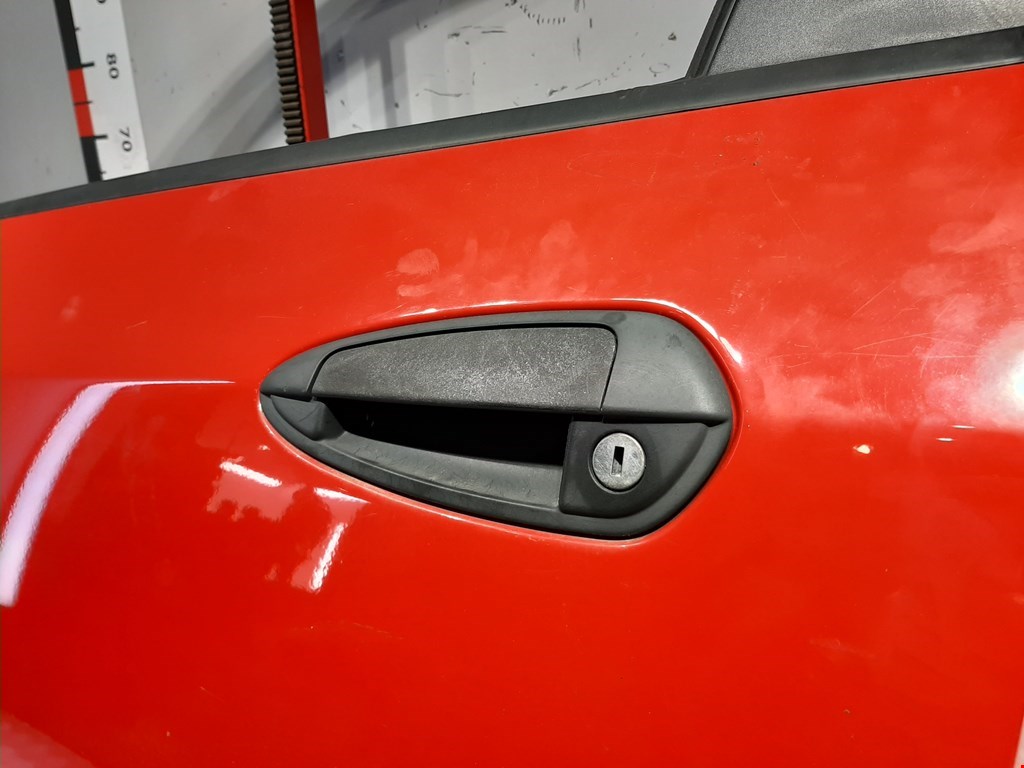 Дверь передняя левая Fiat Punto 3 (199/310) купить в России