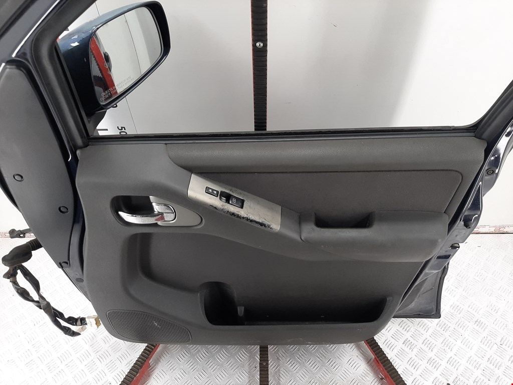 Дверь передняя правая Nissan Pathfinder (R51) купить в России