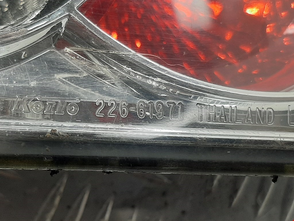 Фонарь крышки багажника левый Mazda 6 GG купить в России