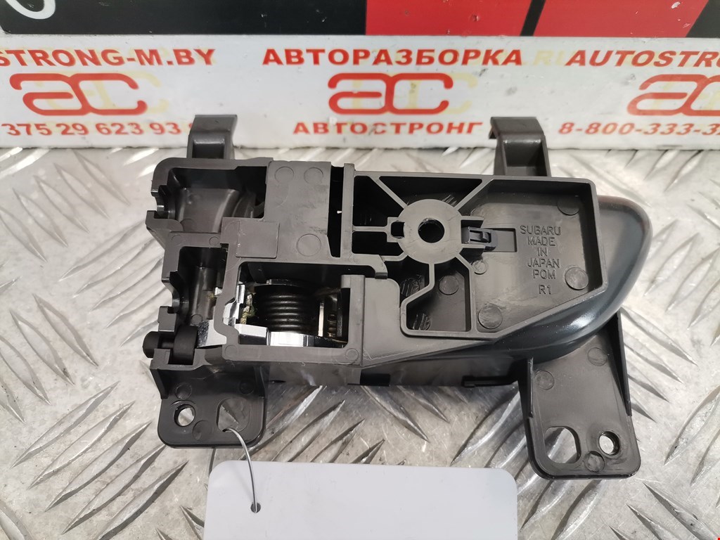 Ручка двери внутренняя передняя правая Subaru Forester 3 (SH) купить в Беларуси