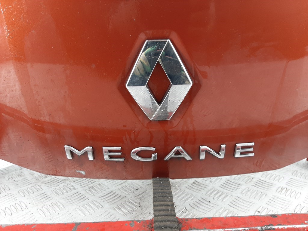 Крышка (дверь) багажника Renault Megane 3 купить в Беларуси