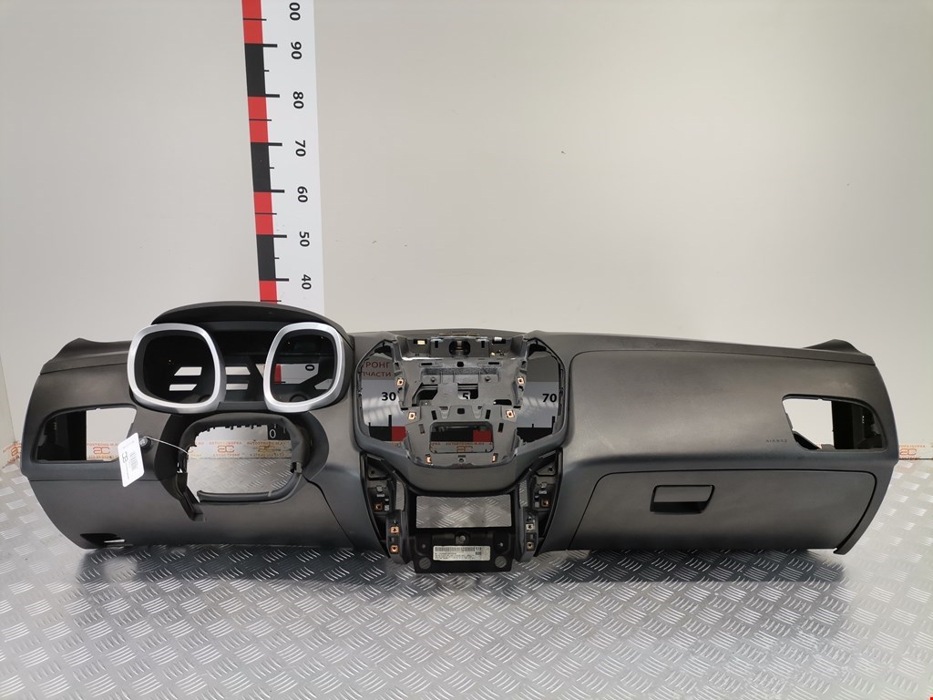Торпедо (панель передняя) Chevrolet Equinox 2 купить в России