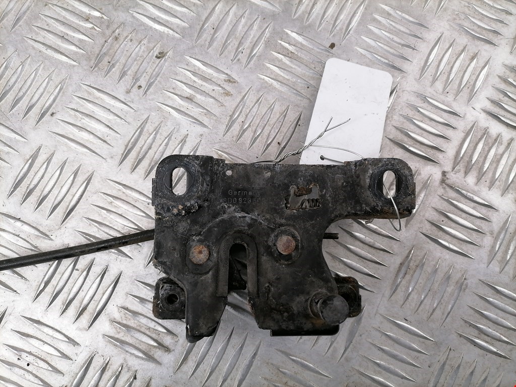 Замок капота Audi A4 B5