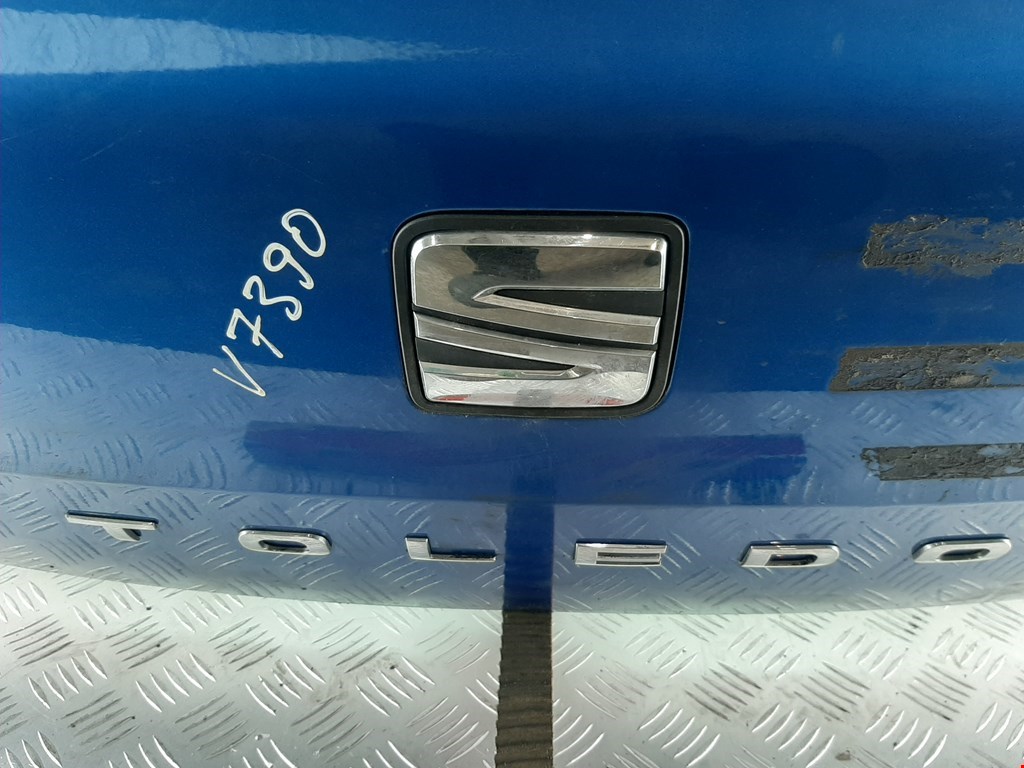 Крышка (дверь) багажника Seat Toledo 4 купить в России