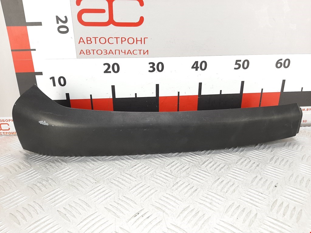 Накладка декоративная стойки наружная Kia Sportage 2 (KM) купить в Беларуси