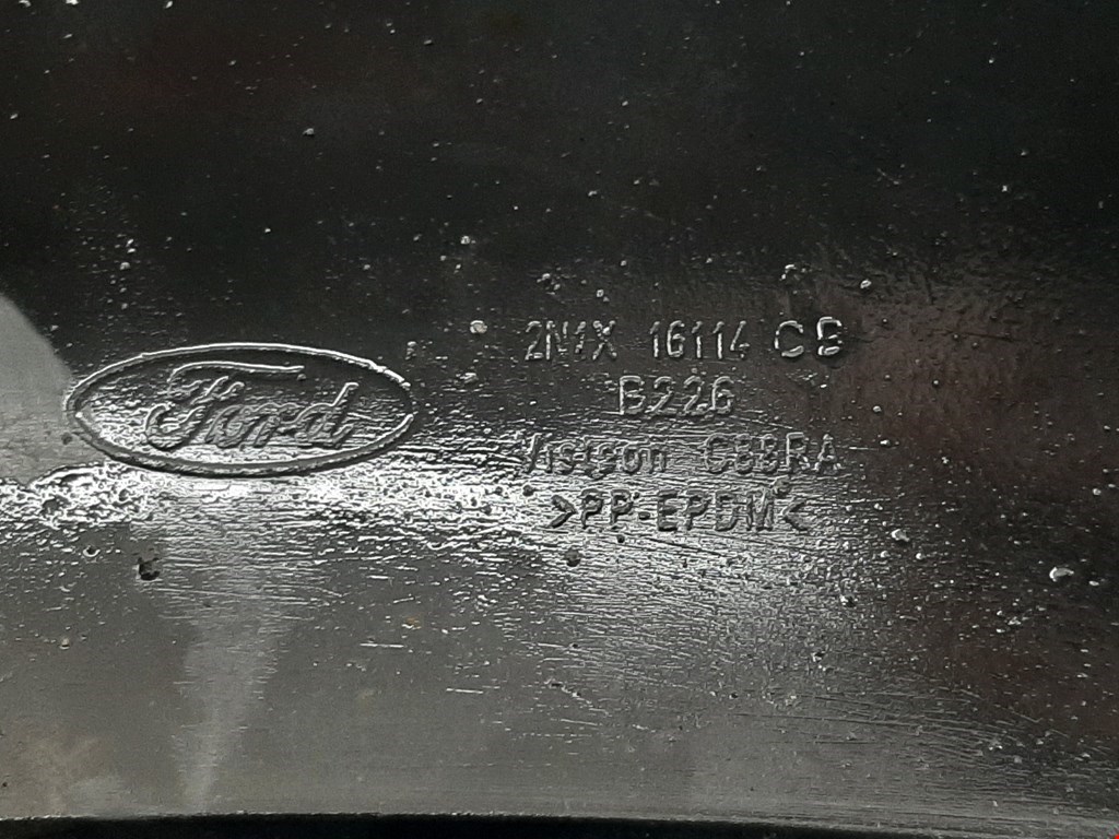 Подкрылок (защита крыла) передний правый Ford Fusion купить в Беларуси