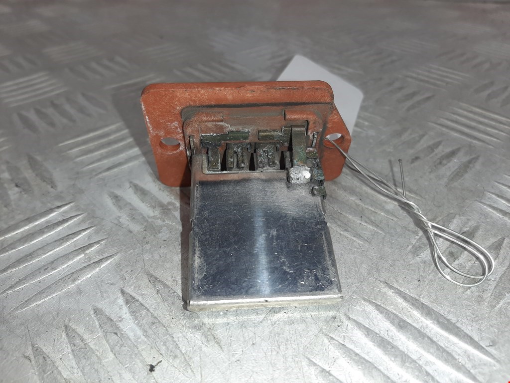 Резистор отопителя (сопротивление печки) Kia Sorento 1