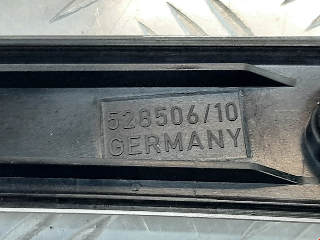 Накладка двери декоративная BMW 5-Series (E60/E61) купить в России