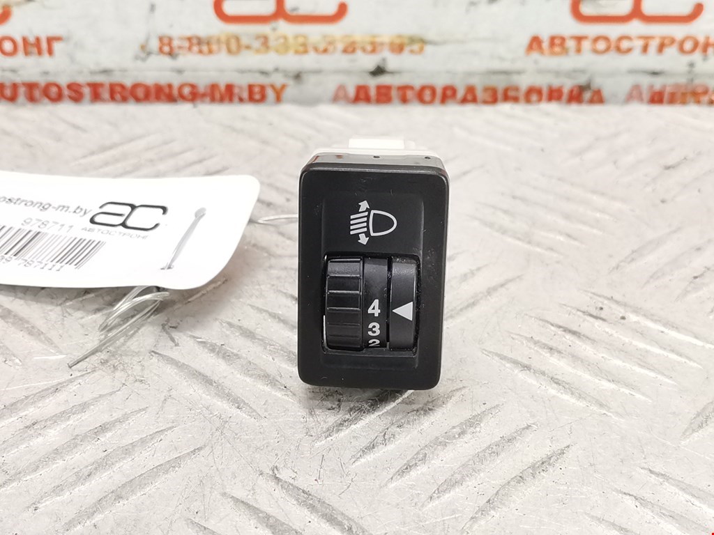 Кнопка корректора фар Suzuki SX4 1 купить в Беларуси