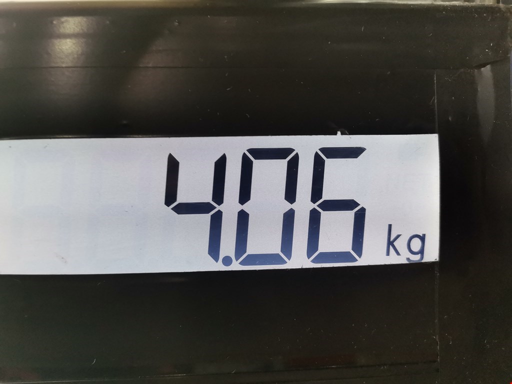 Шторка (полка) багажника Skoda Octavia 1Z купить в Беларуси