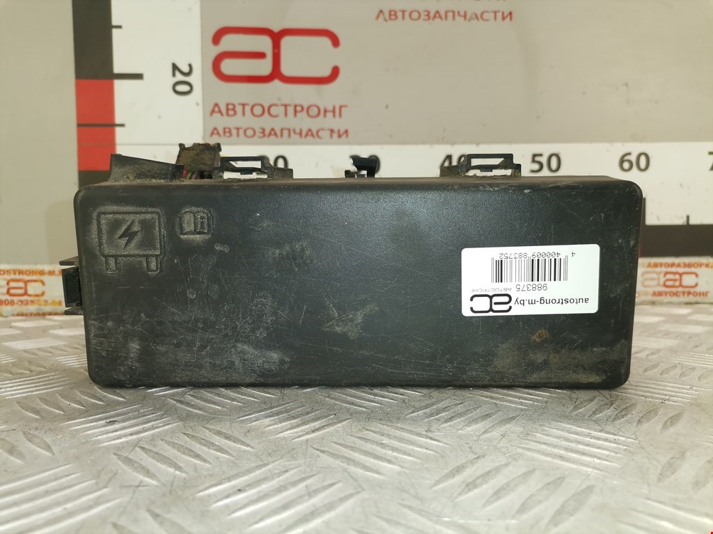 Блок предохранителей Dodge Charger 1 (LX) купить в Беларуси