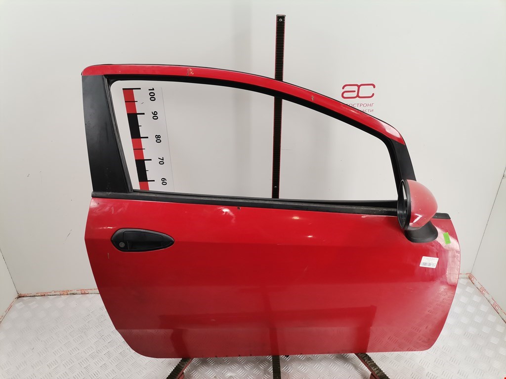Стекло двери передней правой Fiat Punto 3 (199/310) купить в Беларуси