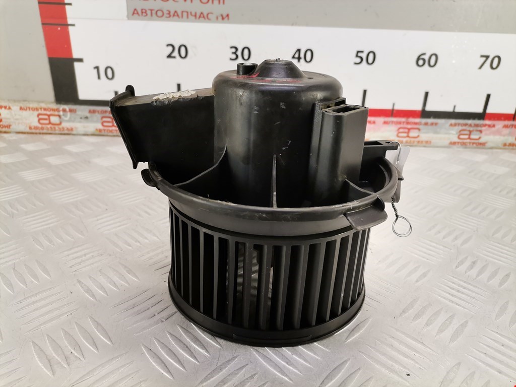 Моторчик печки (вентилятор отопителя) Citroen Picasso купить в России