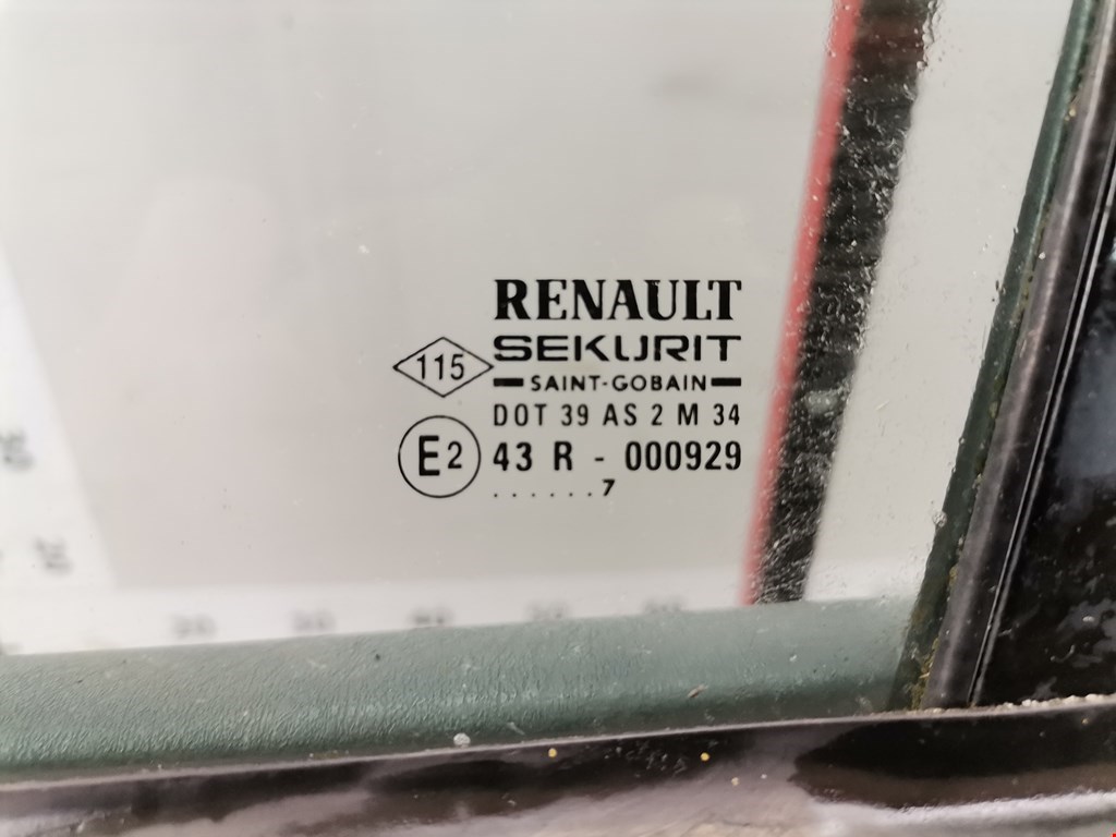 Дверь передняя левая Renault Megane 1 купить в Беларуси