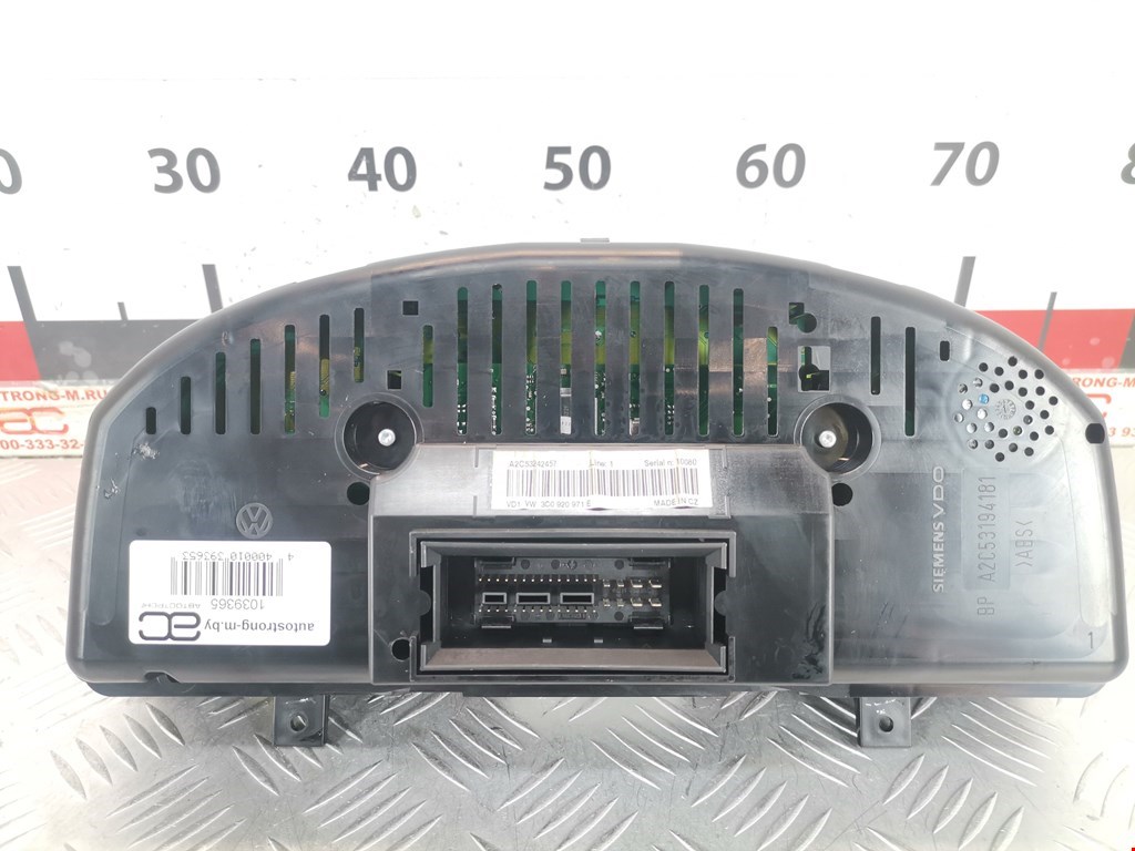 Панель приборная (щиток приборов) Volkswagen Passat 6 купить в России