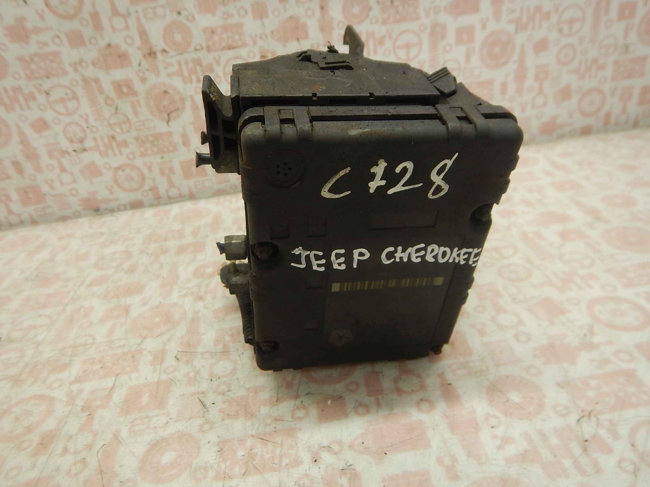 Блок ABS Jeep Cherokee 3 купить в Беларуси