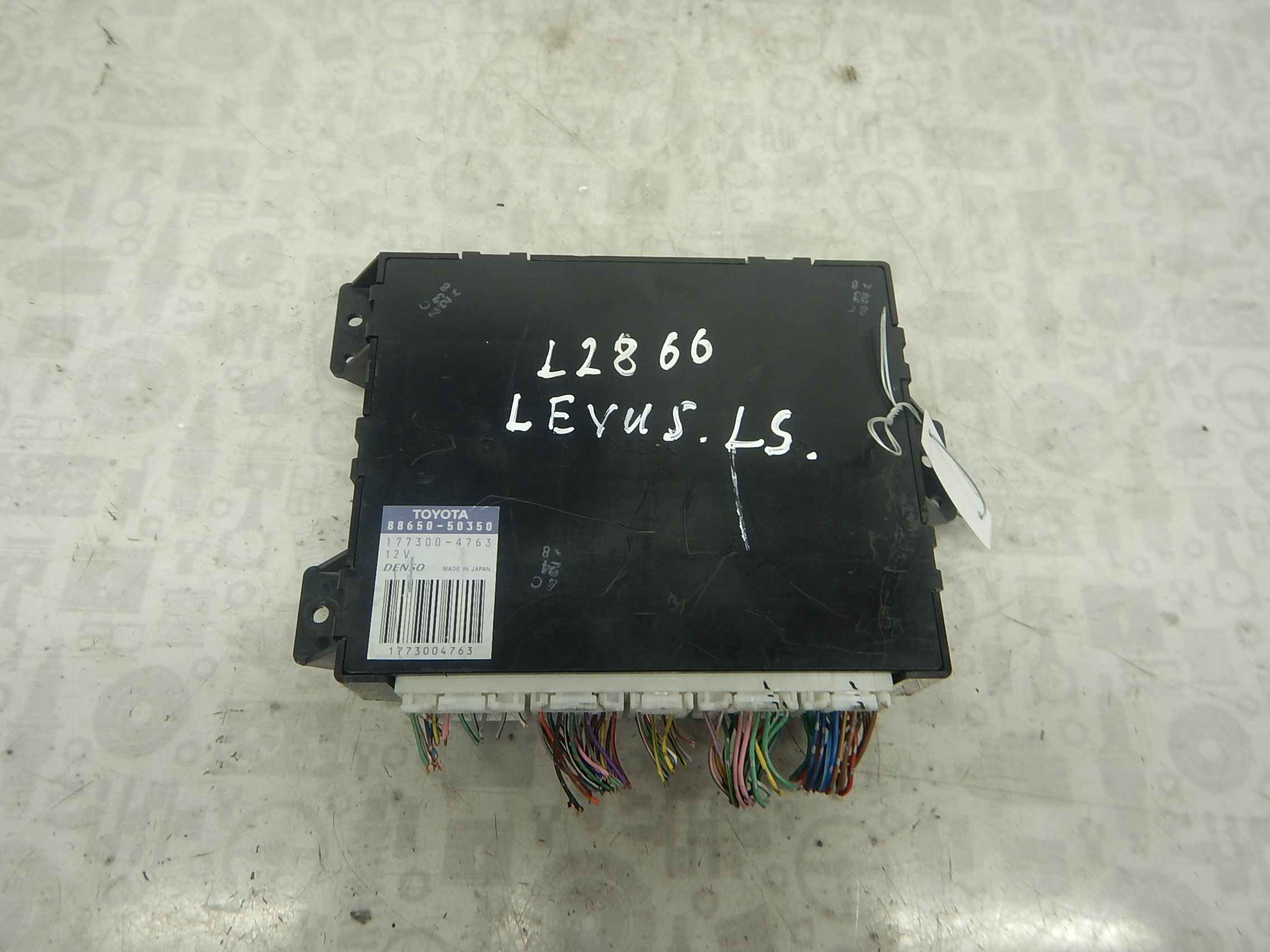 Блок комфорта Lexus LS 3 (UCF30) купить в Беларуси
